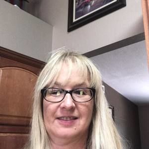 Meet your Posher, Melanie